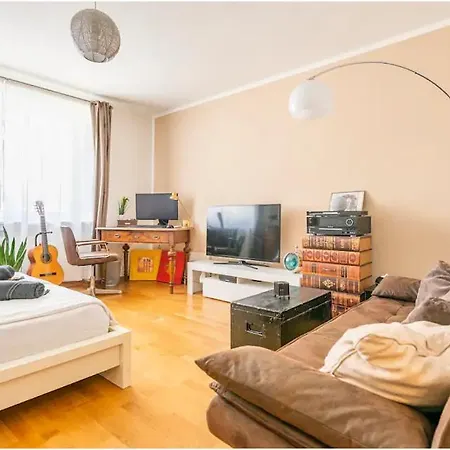 Willkommen In Nahe Zentrum Und Oktoberfest Homestay *